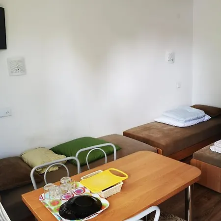 Δωμάτια σε οικογενειακή κατοικία Goscinne 