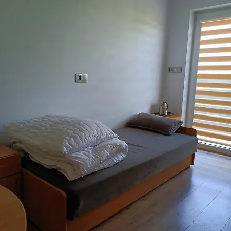 Δωμάτια σε οικογενειακή κατοικία Goscinne 